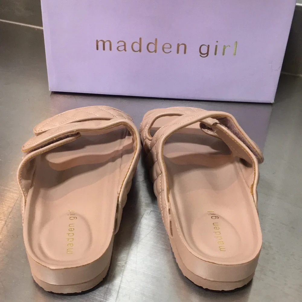 New WB Woman’s Madden Girl Quilted Nude Slide Sandals